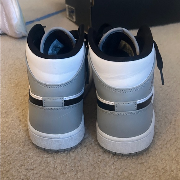 Air Jordan 1 Mid LT Smoke Grey/Black-White - Picture 5 of 11